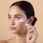 Mini Rouleau Visage en Quartz Rose – Sephora Collection – Image 2